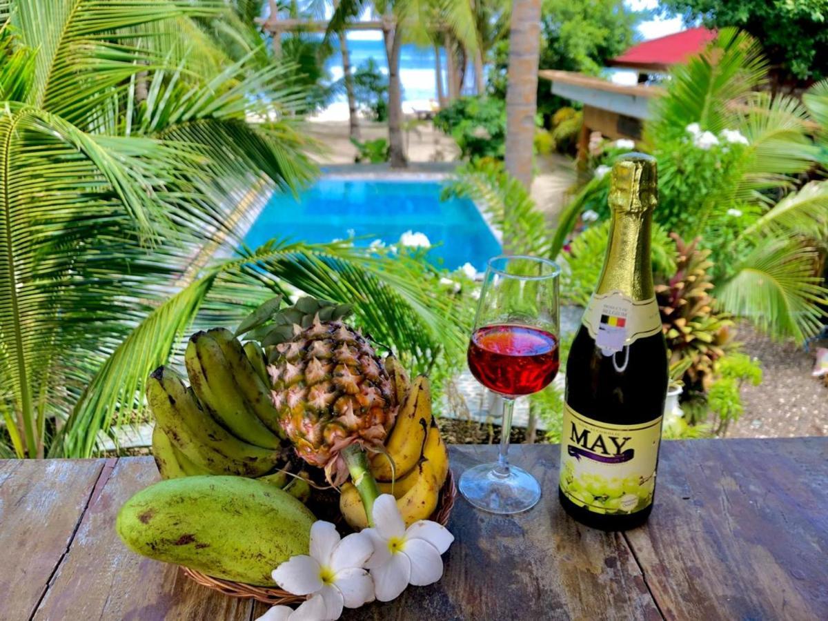 Apo Diver Beach Resort San Juan  Eksteriør billede