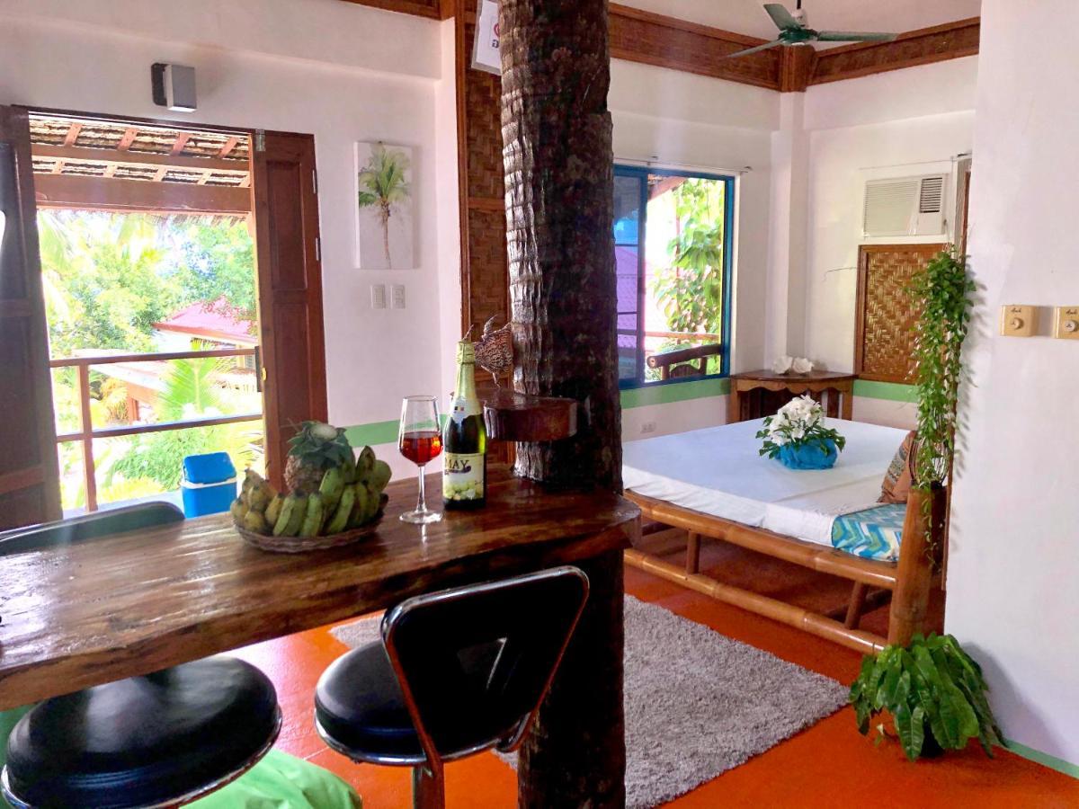 Apo Diver Beach Resort San Juan  Eksteriør billede
