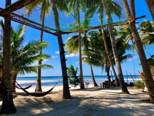 Apo Diver Beach Resort San Juan  Eksteriør billede