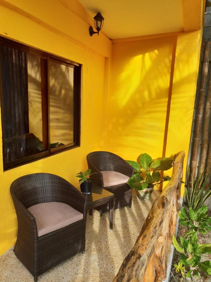 Apo Diver Beach Resort San Juan  Eksteriør billede